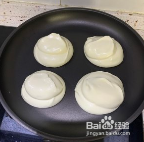 怎样做出香甜可口的无油舒芙蕾松饼步骤