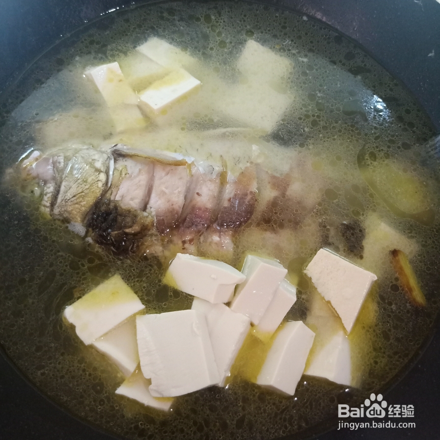 怎么做超简单的鲫鱼豆腐汤?
