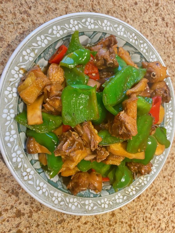 家常色香味俱全黄焖鸡