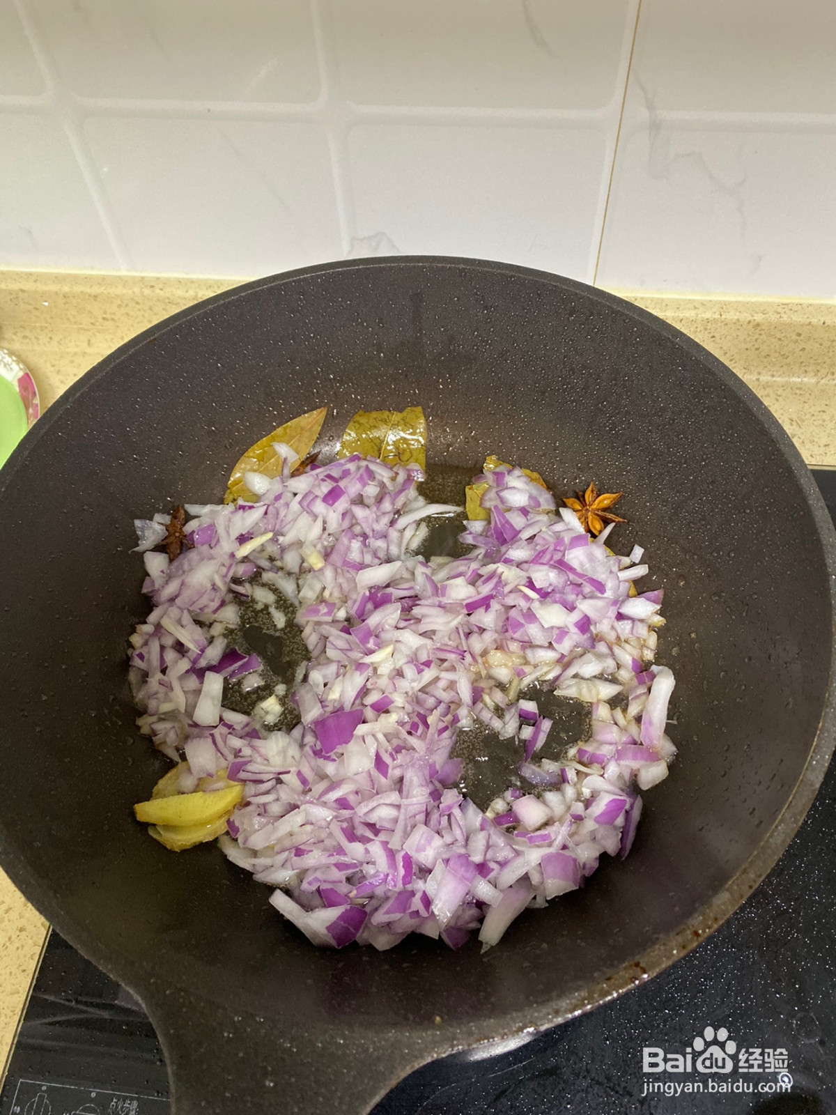 非常时期的卤肉饭的做法