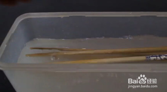 旧筷子变成新筷子的方法