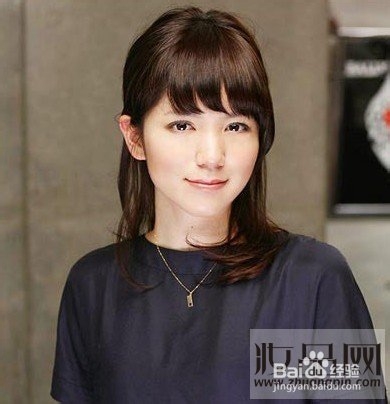 办公室适合的减龄发型 简单清爽不刻板