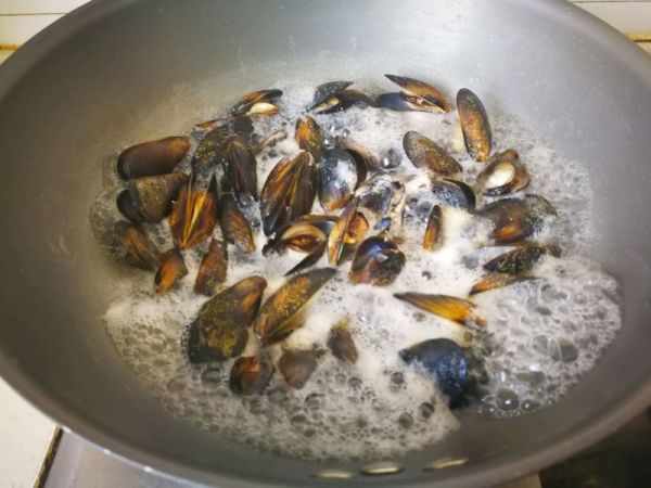 无花果贻贝沙拉