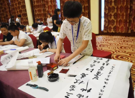 怎么写你参加过哪些比赛那一次让你最难