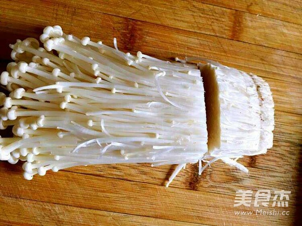 剁椒金针菇的做法