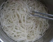 鸡蛋柿子面的做法