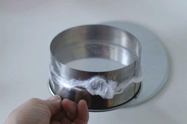 红茶棉花糖脆片慕斯