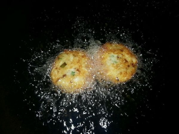 葱香牛肉土豆饼