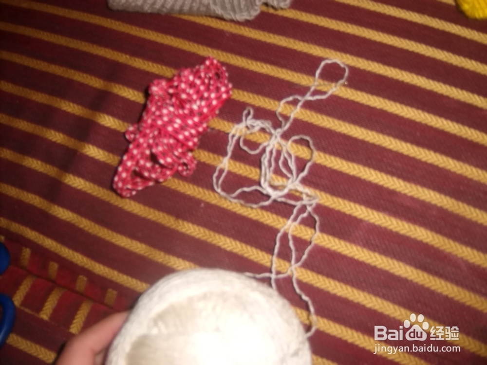 如何给毛线裤上松紧带