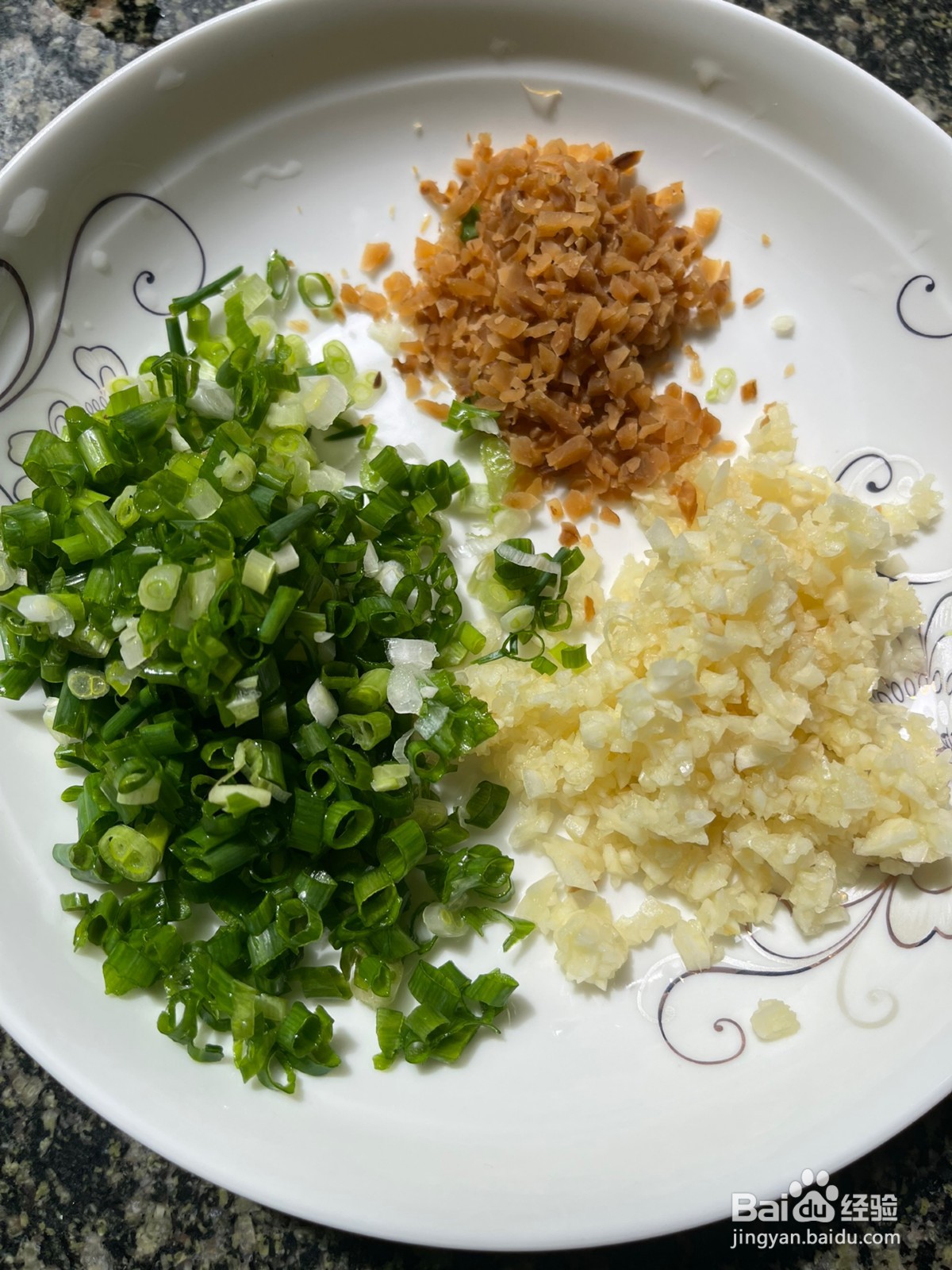 莲藕排骨汤的做法