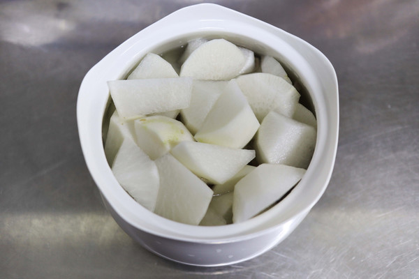 排骨海米萝卜汤