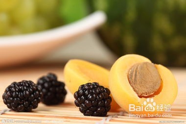 枇杷有什么功效？春季吃枇杷的好处