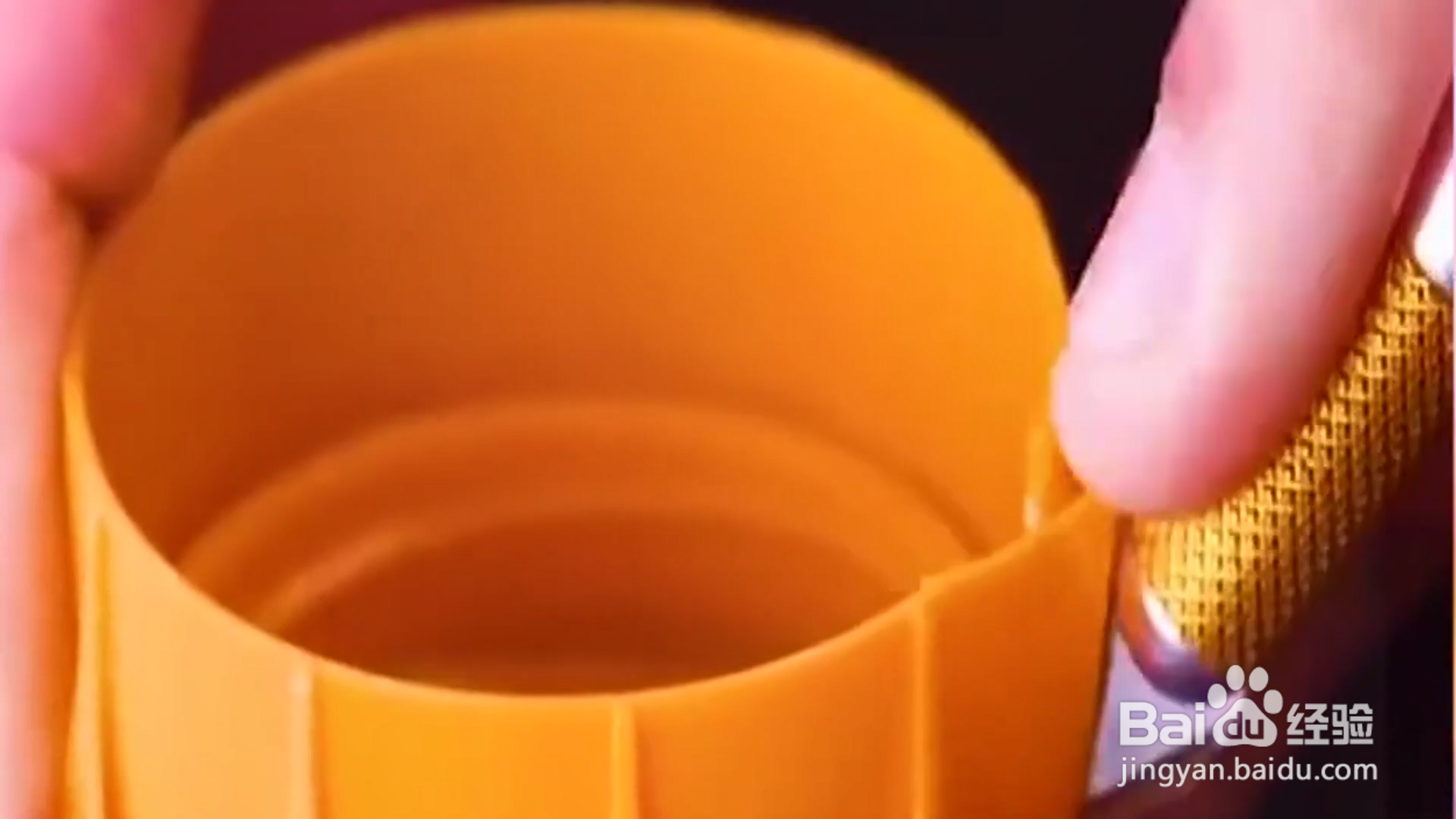 怎么把塑料瓶变废为宝?