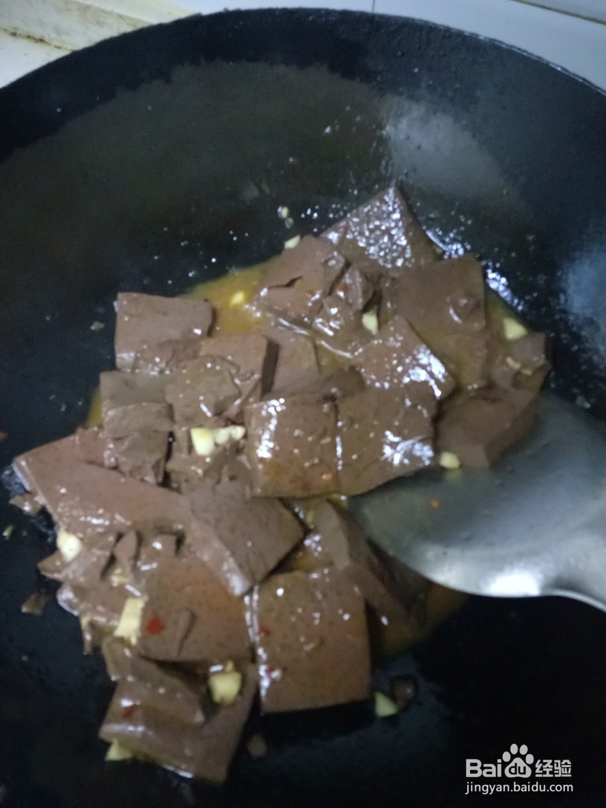 家常青椒炒鸭血