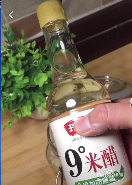 简单易做好吃的腊八蒜