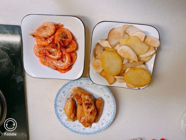 麻辣鲜虾鸡翅香锅