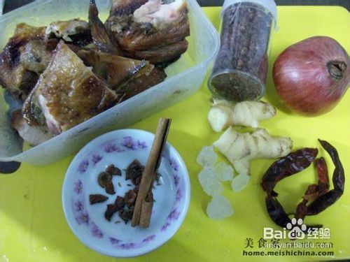 别样吃法烧鸡砂锅茴香焖鸡