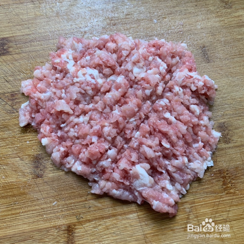 再简单不过的韭菜鲜肉虾仁水饺