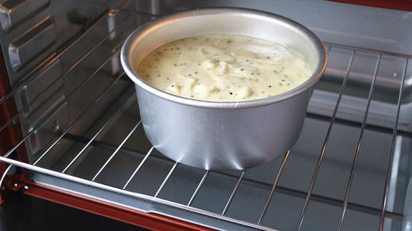 黑芝麻戚风蛋糕