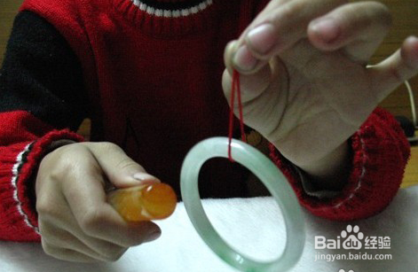 翡翠的鉴别方法?