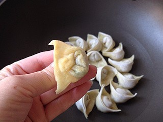 冰花小馄饨的做法