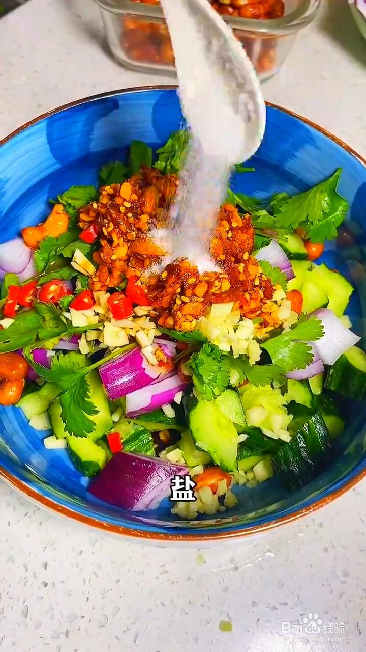 如何制作刀拍黄瓜