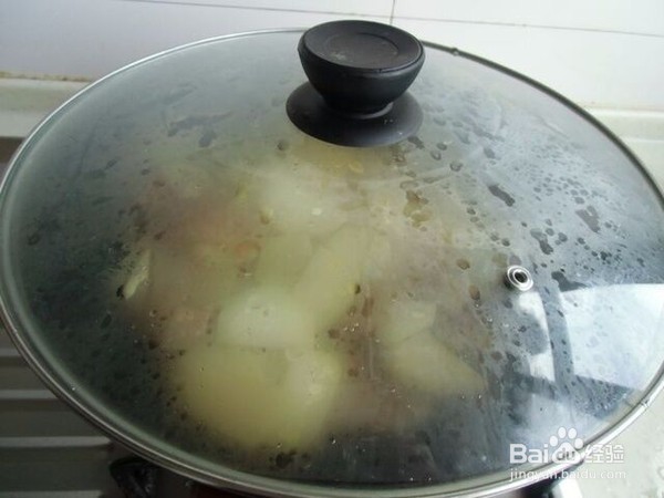 如何做土豆焖咸肉