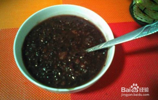 吃黑米粥是不是会长胖呢适当吃黑米瘦身效果佳呢