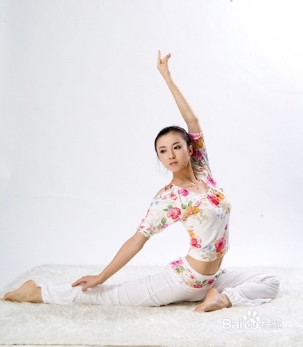 5式拉伸瑜伽 让你瘦得轻松