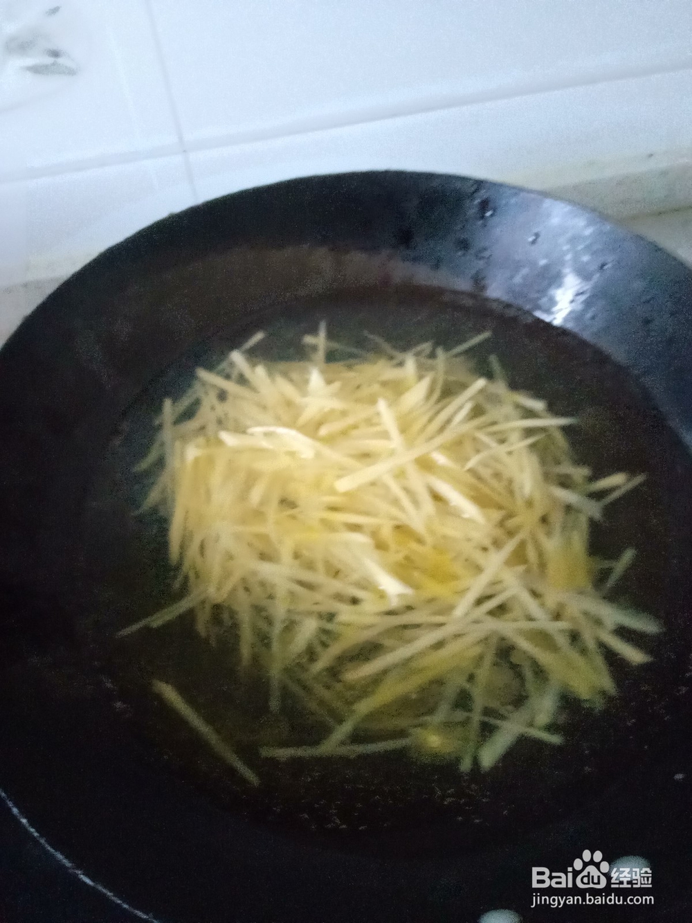 拌土豆和胡萝卜丝