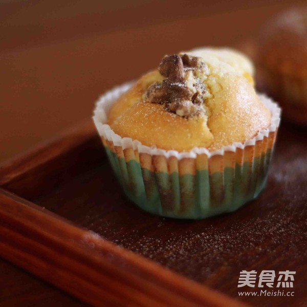 核桃蔓越莓纸杯蛋糕