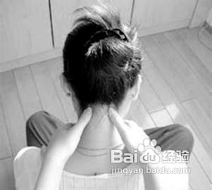 头部的按摩方法