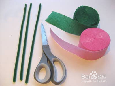 如何用皱纹纸制作漂亮的小花