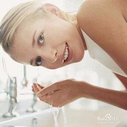 怎么样洗脸，毛孔越来越小？