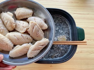 可乐鸡翅玉米煲怎么做好吃