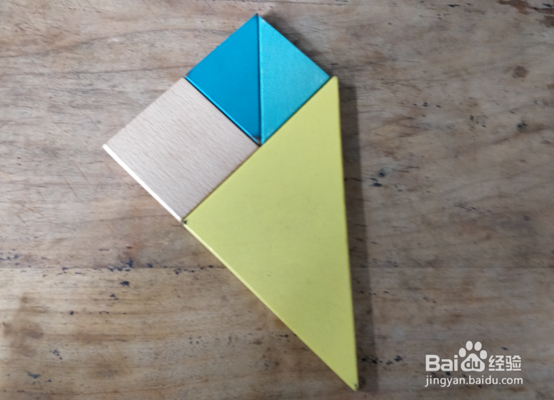 用七巧板怎样拼一只胖企鹅？