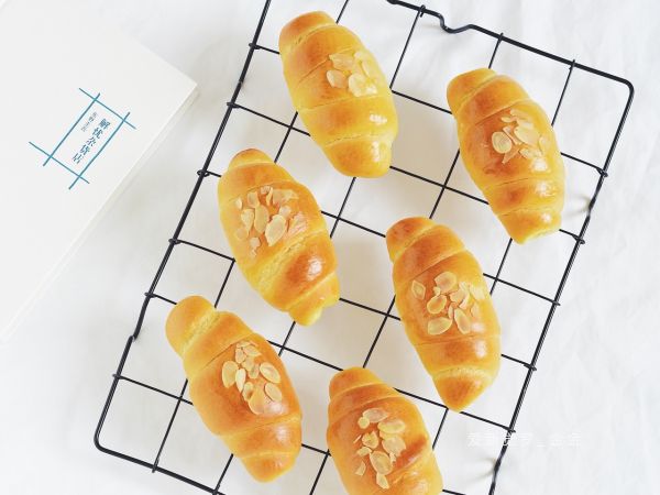 南瓜牛奶小餐包