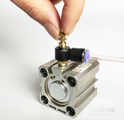 气缸速度快慢怎么调