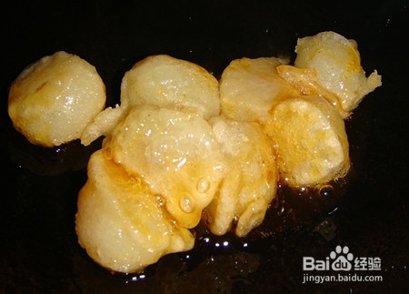 分享几道东北特色挂浆菜肴的制作妙法