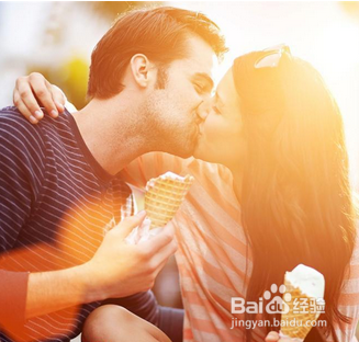 如何发现另一半出轨？