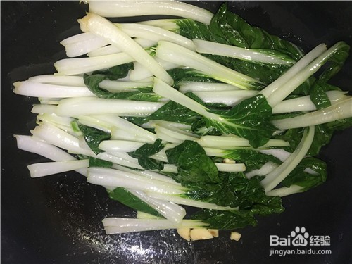 蒜蓉炒小白菜的家常做法