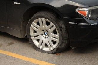 教你怎么看自己爱车的轮胎