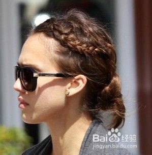 生活中美法式麻花辫的盘法 如何快速盘出麻花辫