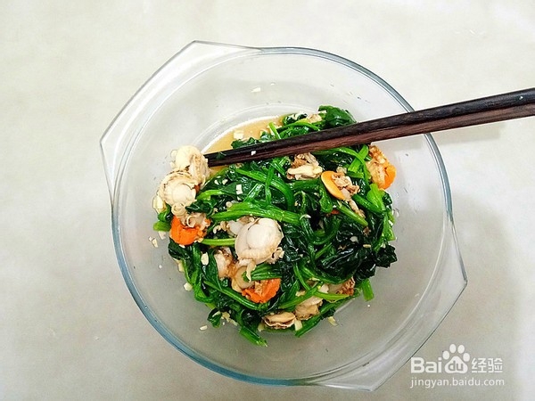 如何制作菠菜拌扇贝