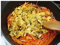 简单实惠的家常小炒——胡萝卜炒鸡蛋