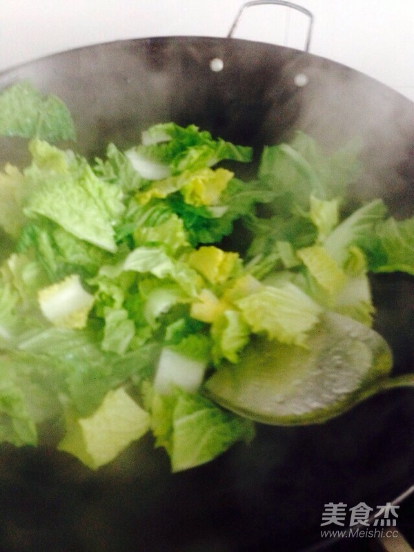 白菜炒木耳的做法