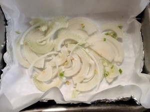 烤柠香纸包三文鱼的做法