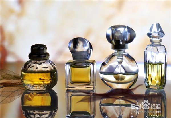 一瓶香水让你这个夏天更完美，6大香水使用技巧