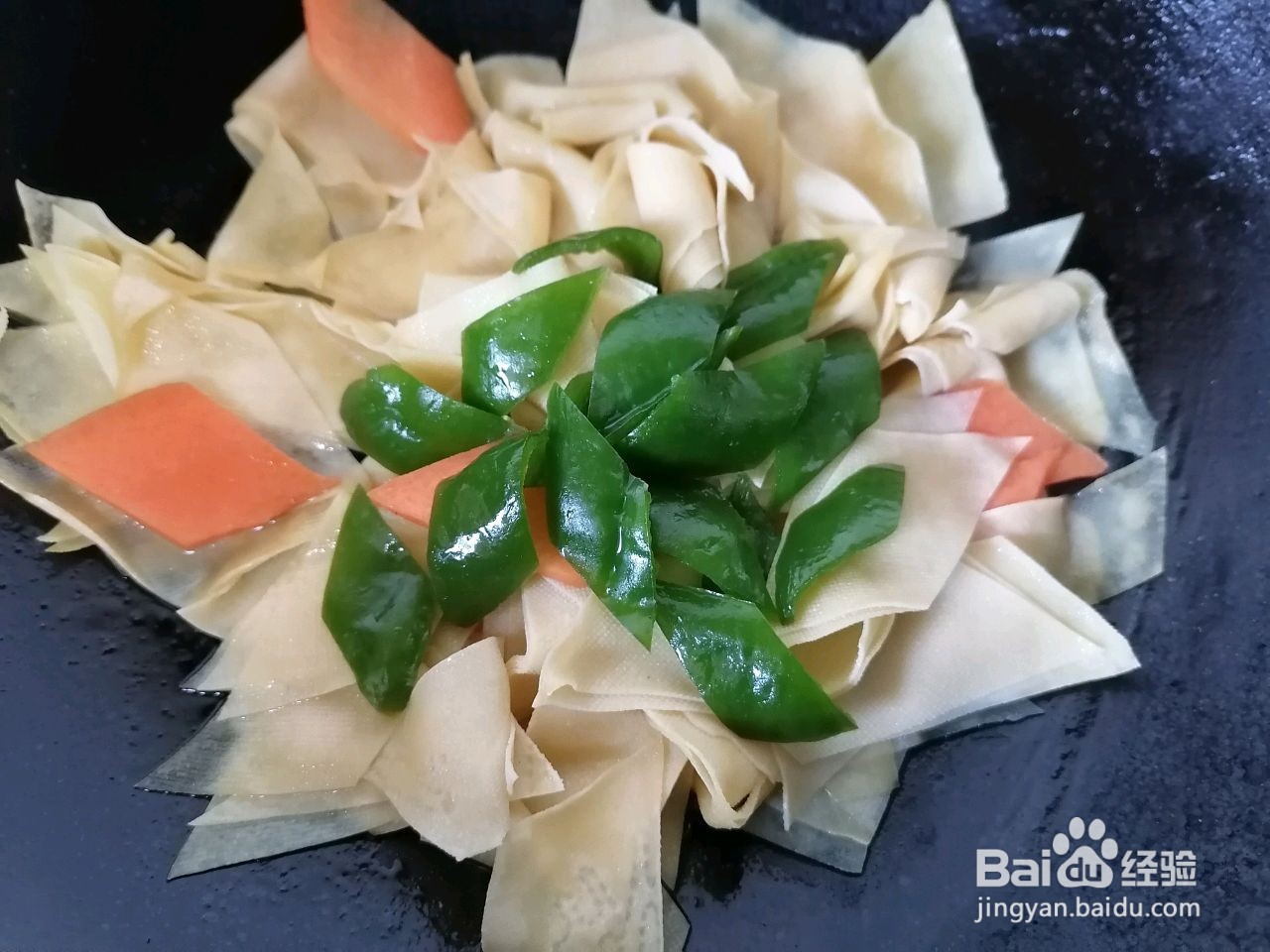 青椒炒豆皮怎么做