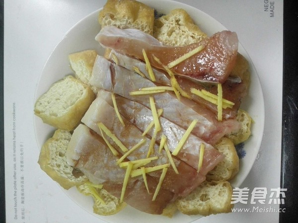 油豆腐蒸鱼腩